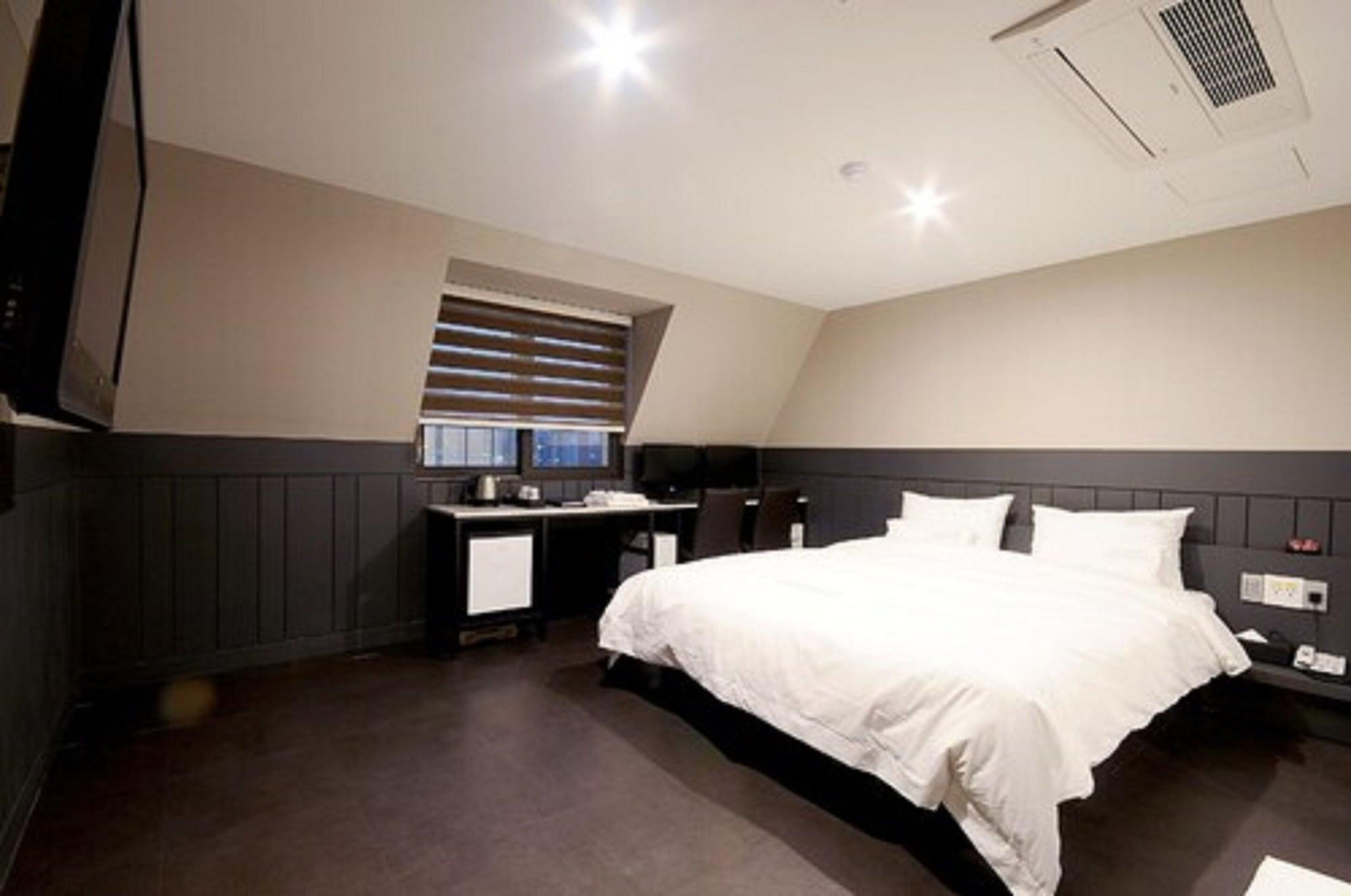 Queens Hotel Seomyeon בוסאן מראה חיצוני תמונה