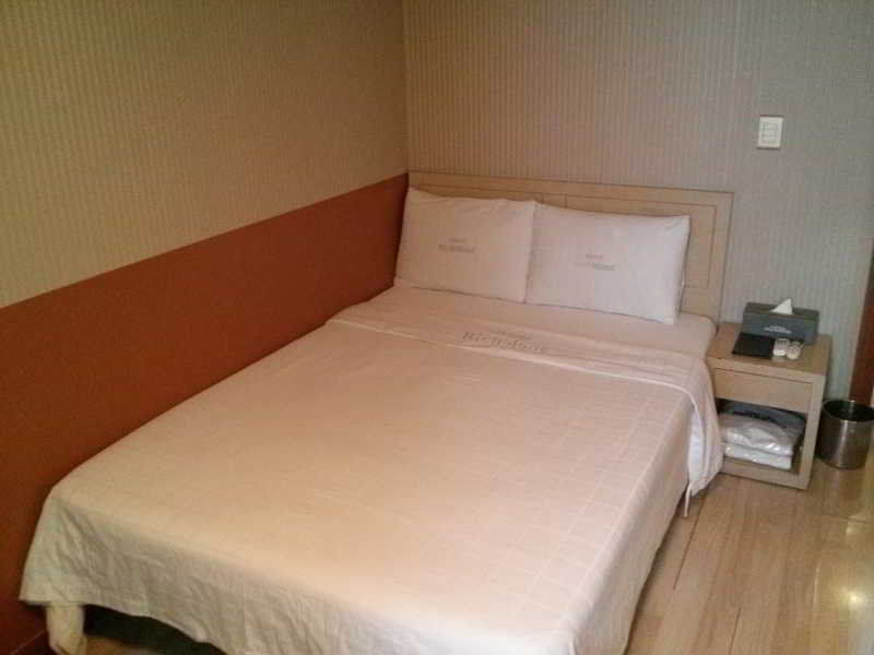 Queens Hotel Seomyeon בוסאן מראה חיצוני תמונה