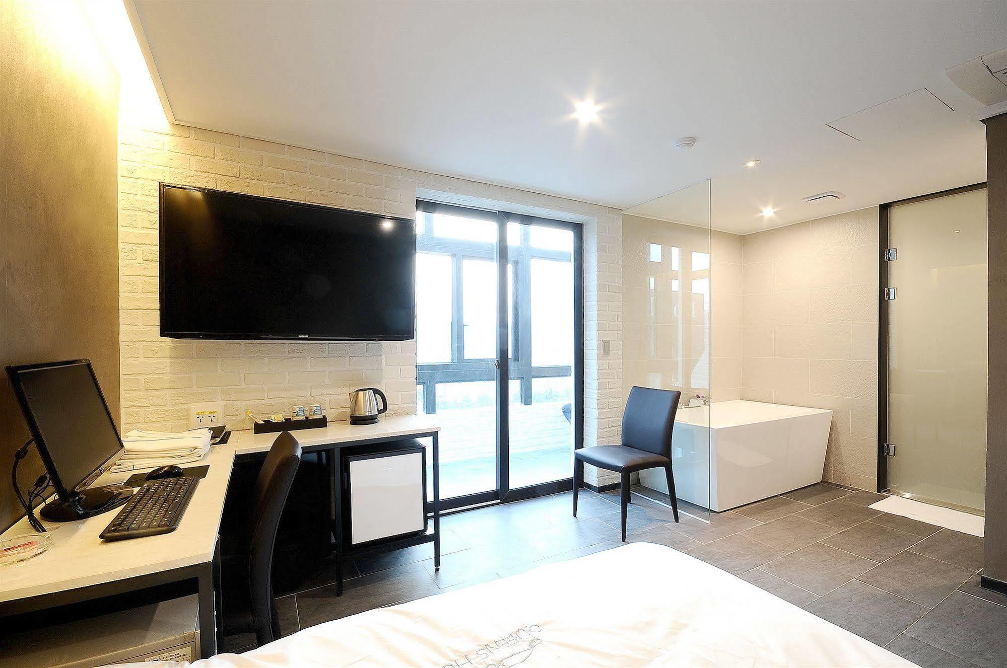 Queens Hotel Seomyeon בוסאן מראה חיצוני תמונה